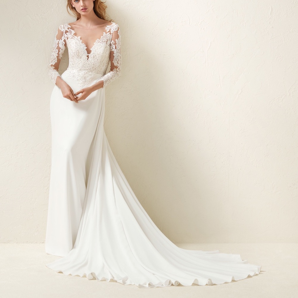 pronovias dramae wedding gown